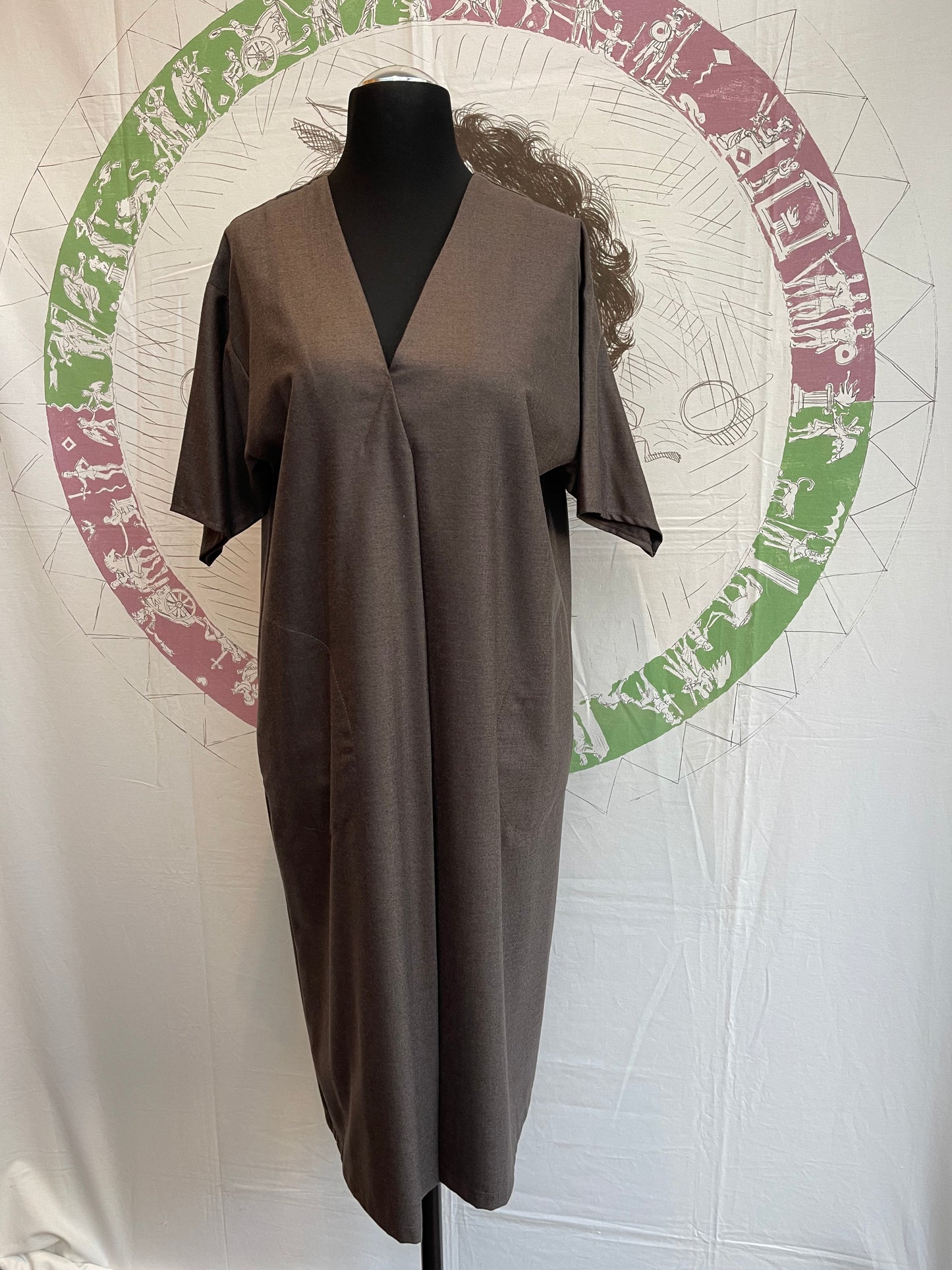 Buiseness-Kleid, Abendkleid oder im Alltag