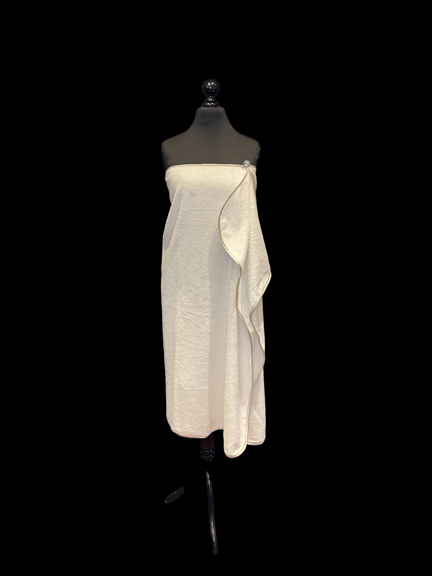 Lady-Dress-Towel